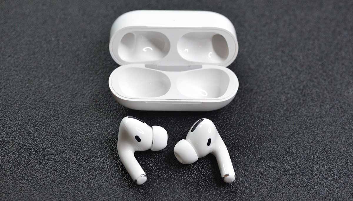 Airpods Case not Charging