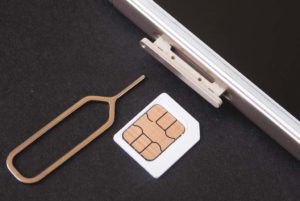 How to take sim card out of iPhone without tool